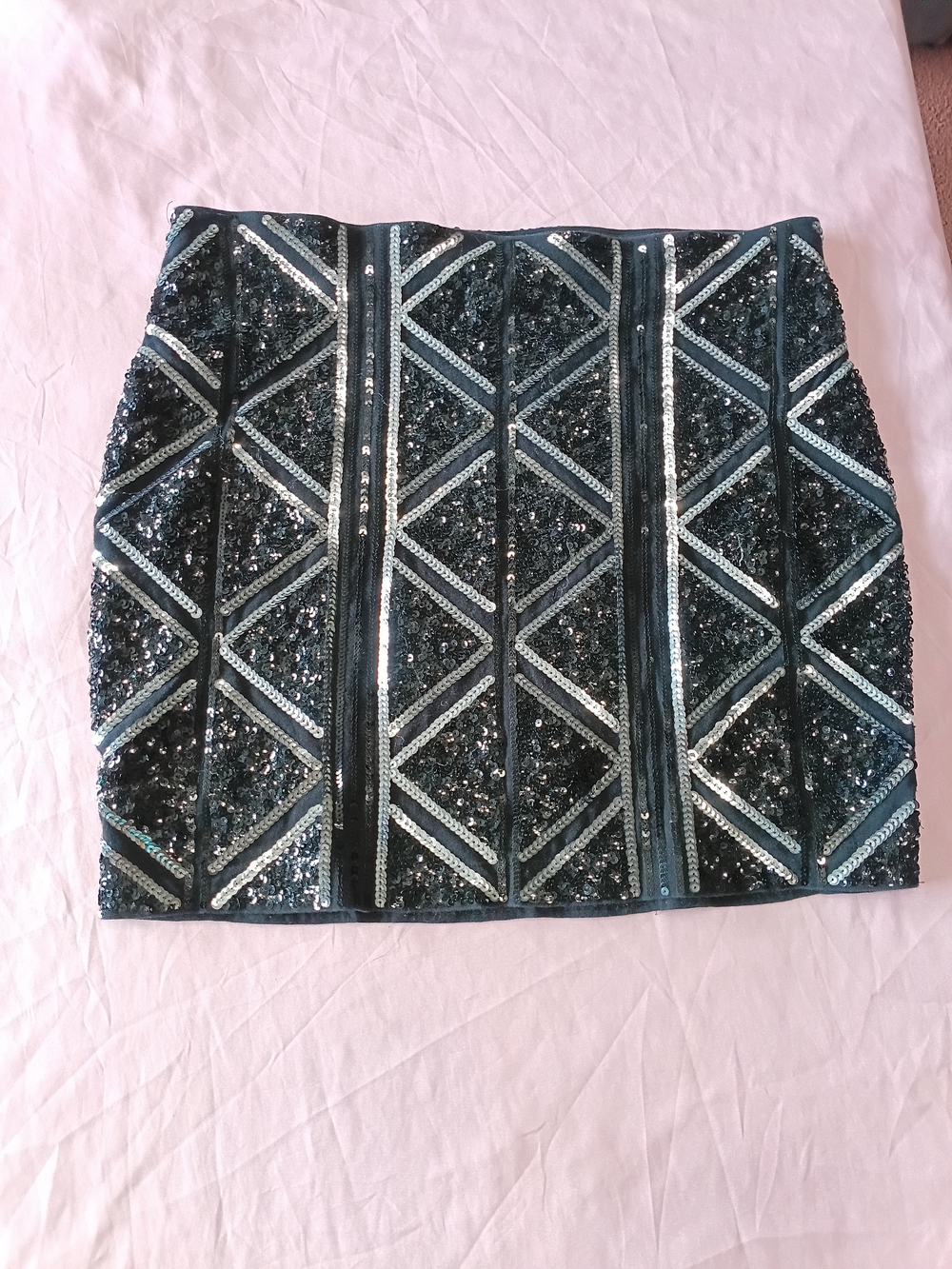 Express Black and Silver Sequin Geometric Mini Skirt Sz. M